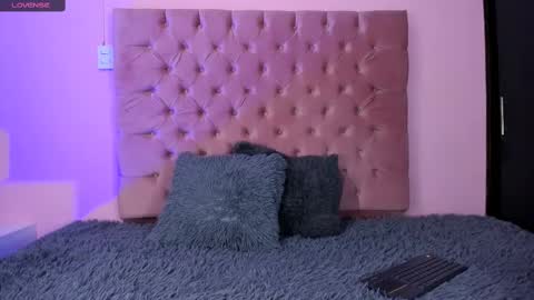 Eva Olimpo online show from March 2025 08:00:02 PM