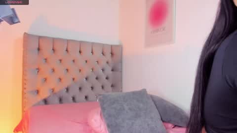 Eva Olimpo online show from April 2026 02:03:02 AM