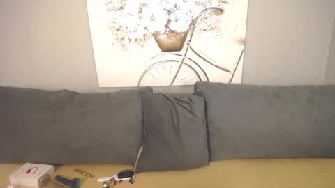 Adelina online show from September 2025 04:14:01 AM