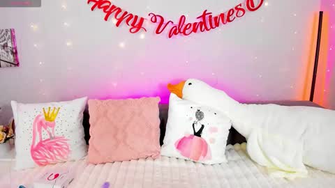 Adelina online show from February 2026 06:19:02 AM