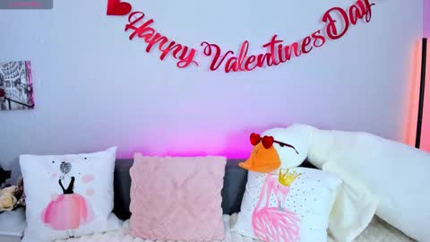 Adelina online show from February 2026 06:32:02 AM