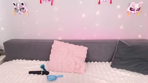 Snapshot of evarey_ chatting on July 2026 04:34:02 AM Adelina online show from July 2026 04:34:02 AM