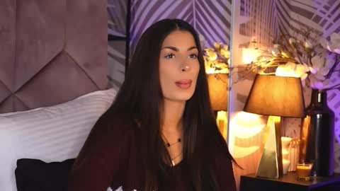 EvaRhea online show from November 2025 03:53:02 AM