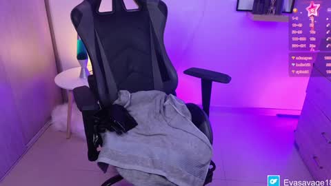 EVA SAVAGEIm recovering from surgery. Ill see you in a couple of weeks. online show from January 2025 11:32:02 PM