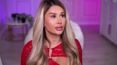 Eva online show from October 2025 07:10:02 PM