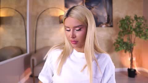 Eva online show from March 2026 08:48:02 PM