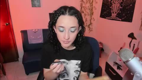 Eve Jane  online show from November 2025 03:56:02 PM