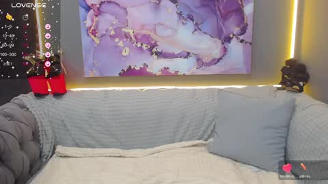 EveLibston online show from April 2026 06:46:01 AM