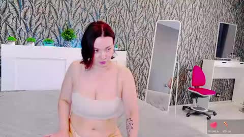 Snapshot of evelibston chatting on June 2026 02:51:01 AM EveLibston online show from June 2026 02:51:01 AM