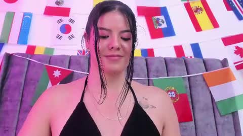 Snapshot of evelin__thompsson chatting on July 2026 03:41:01 AM evelin__thompsson online show from July 2026 03:41:01 AM