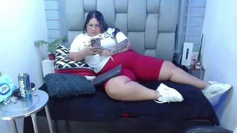 evelin zaens online show from March 2026 08:19:01 AM