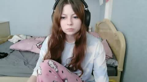 Snapshot of evelinamercer chatting on July 2026 09:01:01 AM Alice 3 online show from July 2026 09:01:01 AM