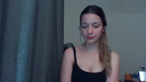 EvelinaMagnetic online show from June 2026 08:33:02 PM