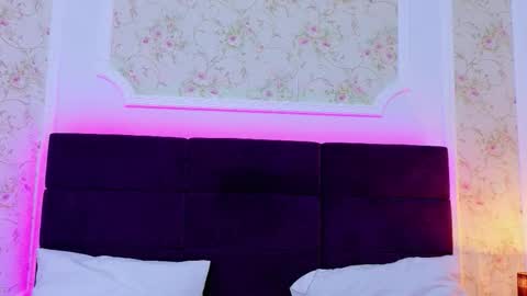 Snapshot of evelinhill chatting on February 2026 05:05:01 AM EvelinHill online show from February 2026 05:05:01 AM