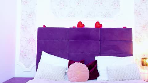 Snapshot of evelinhill chatting on March 2026 05:02:02 AM EvelinHill online show from March 2026 05:02:02 AM