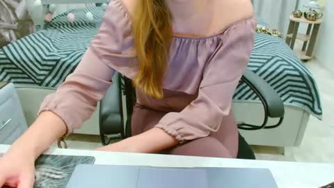 evelove online show from April 2026 04:37:02 PM