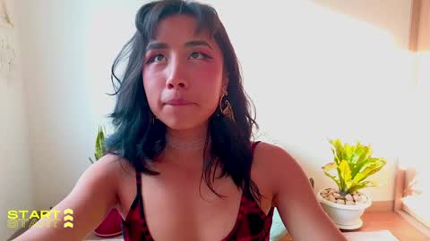 Snapshot of evelyn_chelle chatting on January 2025 09:40:02 PM Im Eve or Chelle Next Stream 191224 online show from January 2025 09:40:02 PM