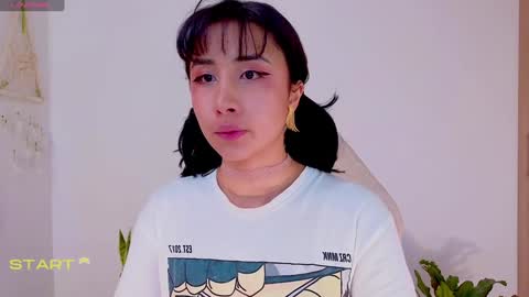 Snapshot of evelyn_chelle chatting on January 2025 03:38:01 AM Im Eve or Chelle Next Stream 191224 online show from January 2025 03:38:01 AM