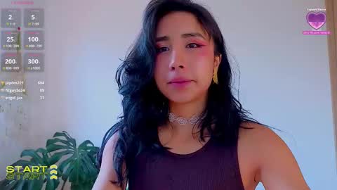 Snapshot of evelyn_chelle chatting on February 2025 04:42:02 PM Im Eve or Chelle Next Stream 191224 online show from February 2025 04:42:02 PM