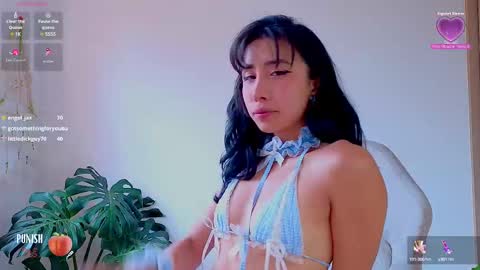 Snapshot of evelyn_chelle chatting on February 2025 07:05:01 PM Im Eve or Chelle Next Stream 191224 online show from February 2025 07:05:01 PM