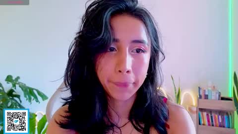 Snapshot of evelyn_chelle chatting on September 2025 10:21:02 PM Im Eve or Chelle Next Stream 191224 online show from September 2025 10:21:02 PM