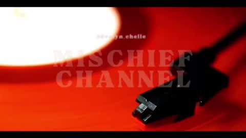 Snapshot of evelyn_chelle chatting on October 2025 11:46:01 PM Im Eve or Chelle Next Stream 191224 online show from October 2025 11:46:01 PM