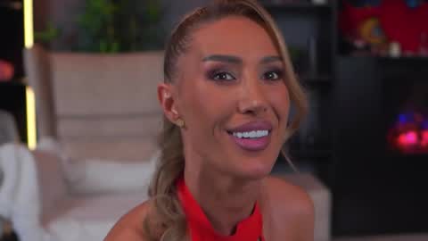 Snapshot of evelyn_evyy chatting on April 2026 06:16:02 PM Evelyn online show from April 2026 06:16:02 PM