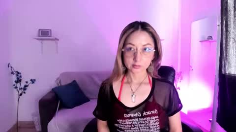 evelyn_miller___ online show from March 2026 08:13:01 PM