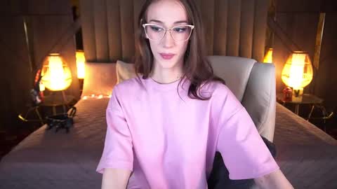 Snapshot of evelyn_rush1 chatting on February 2025 03:01:02 AM evelyn rush1 online show from February 2025 03:01:02 AM