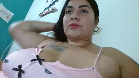 evelyn stormm online show from October 2025 01:28:01 AM
