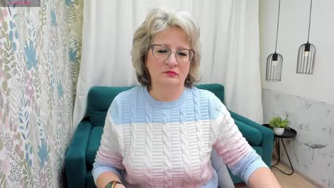 Evelyn online show from March 2026 05:13:01 AM