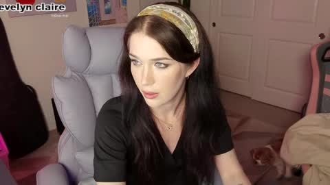 Evelyn Claire online show from May 2026 05:01:02 AM