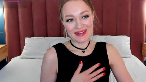 Evelyn online show from April 2026 02:39:02 AM