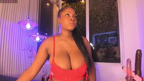 EvelynZoee online show from October 2025 03:27:01 AM