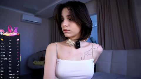 Anita online show from September 2025 04:25:01 AM