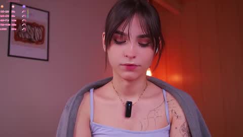 Snapshot of evervessi chatting on February 2026 05:33:02 AM Anita online show from February 2026 05:33:02 AM