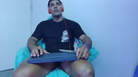 luis online show from February 2025 08:55:01 PM