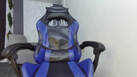 luis online show from October 2025 11:04:02 PM