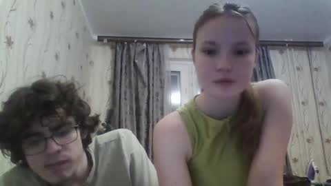 Evgeniy and Anna online show from January 2026 09:41:01 PM