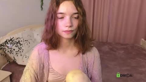evi_brook online show from October 2025 01:55:01 PM