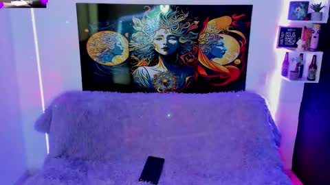 Evie99  online show from February 2025 06:21:01 PM