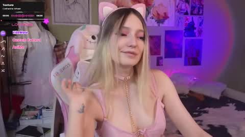 Snapshot of evie_rosen chatting on February 2025 04:26:02 AM Evie online show from February 2025 04:26:02 AM