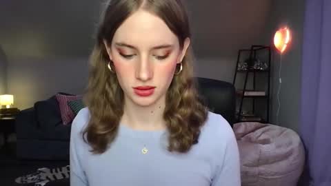 Evie3 online show from February 2025 11:32:01 PM