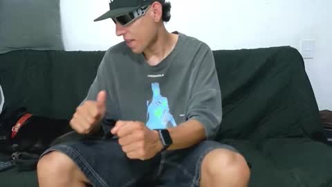 Snapshot of evil_boss1 chatting on April 2026 11:10:02 PM evil_boss1 online show from April 2026 11:10:02 PM