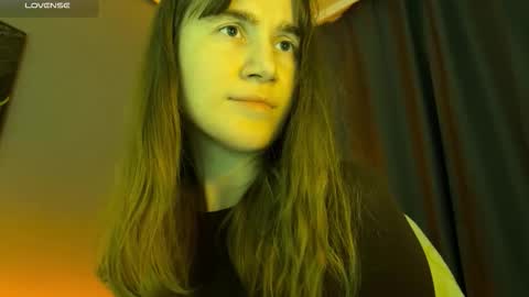 Snapshot of evona_ chatting on February 2026 10:28:01 PM Kleya online show from February 2026 10:28:01 PM