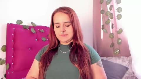 Snapshot of evy_orange1 chatting on December 2024 04:50:01 PM EVY online show from December 2024 04:50:01 PM