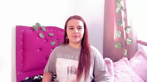 Snapshot of evy_orange1 chatting on December 2024 01:40:01 PM EVY online show from December 2024 01:40:01 PM