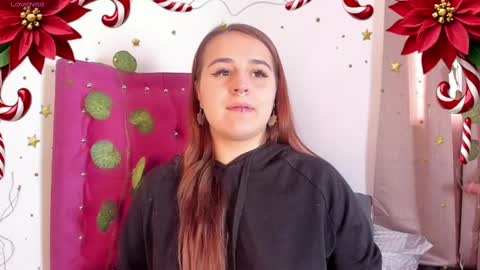 Snapshot of evy_orange1 chatting on December 2024 04:43:01 PM EVY online show from December 2024 04:43:01 PM