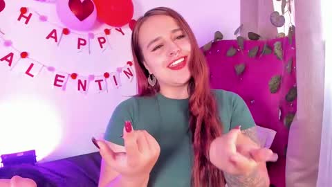 Snapshot of evy_orange1 chatting on February 2025 03:52:02 PM EVY online show from February 2025 03:52:02 PM