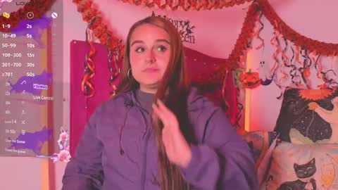 Snapshot of evy_orange1 chatting on November 2025 12:13:01 AM EVY online show from November 2025 12:13:01 AM